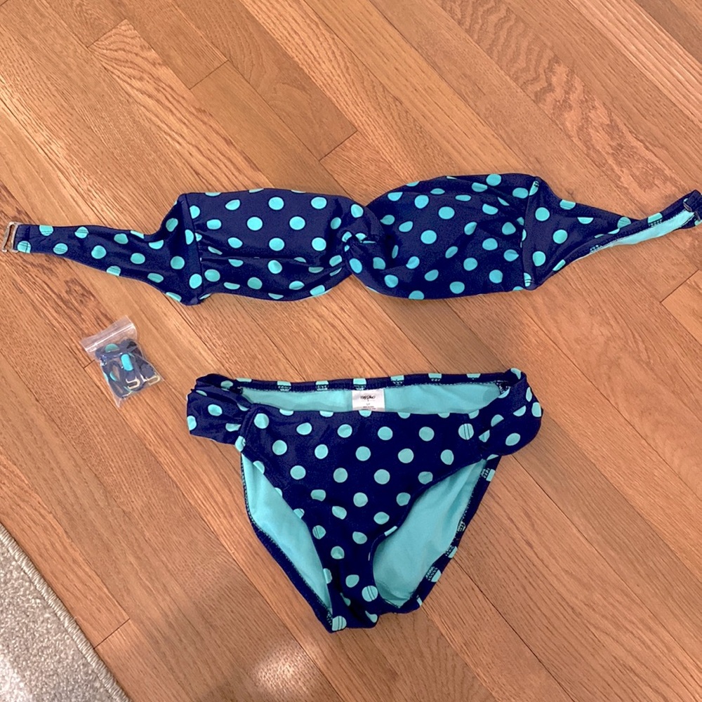 Blue /Teal polka dot bandeau style 2-piece swimsuit; size Small & Medium